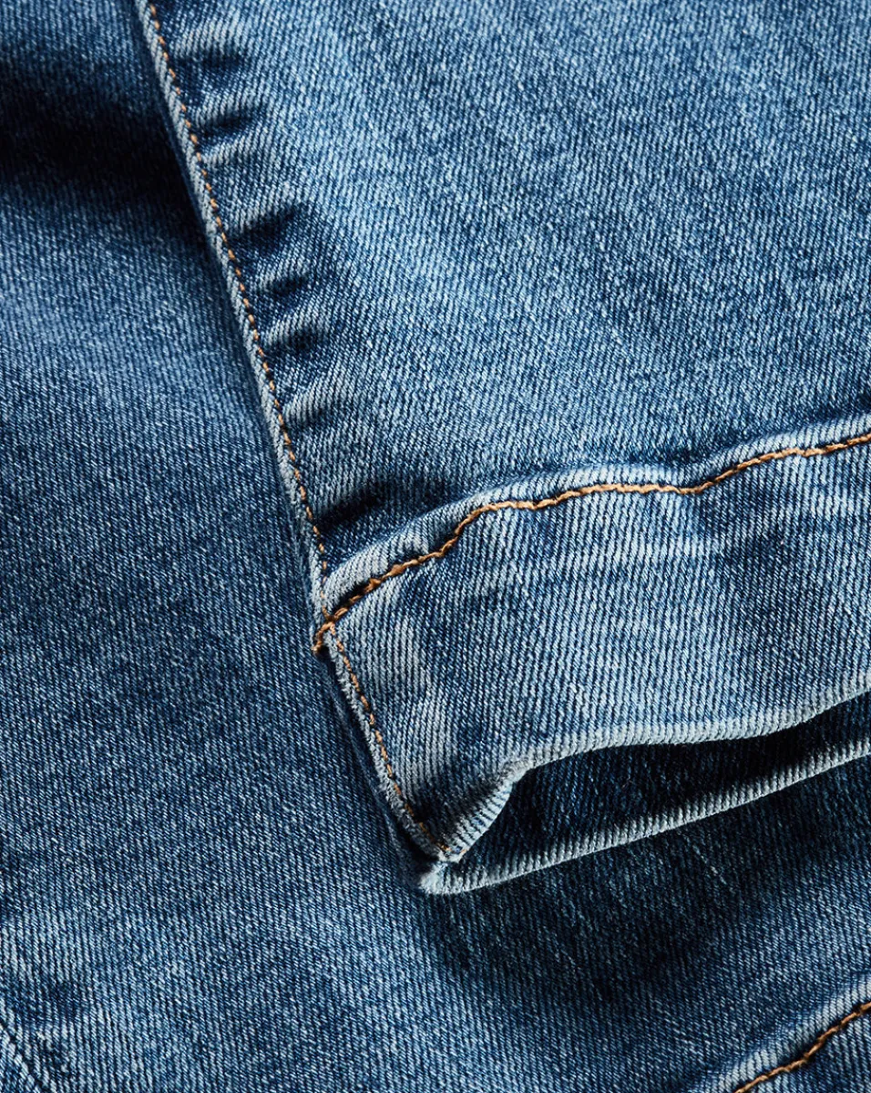 Carson Kick-Flare Jean in Bandit Dust>Veronica Beard