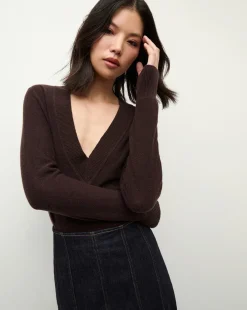 Coleta V-Neck Cashmere Sweater in Dark Chocolate>Veronica Beard Hot