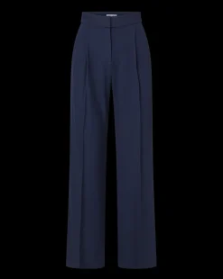 Robinne Pant><noscript><img width=